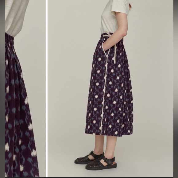 TOAST UK Trailing Ikat Organic Cotton Skirt | Chocolate/Dusted Mint - Picture 4 of 7
